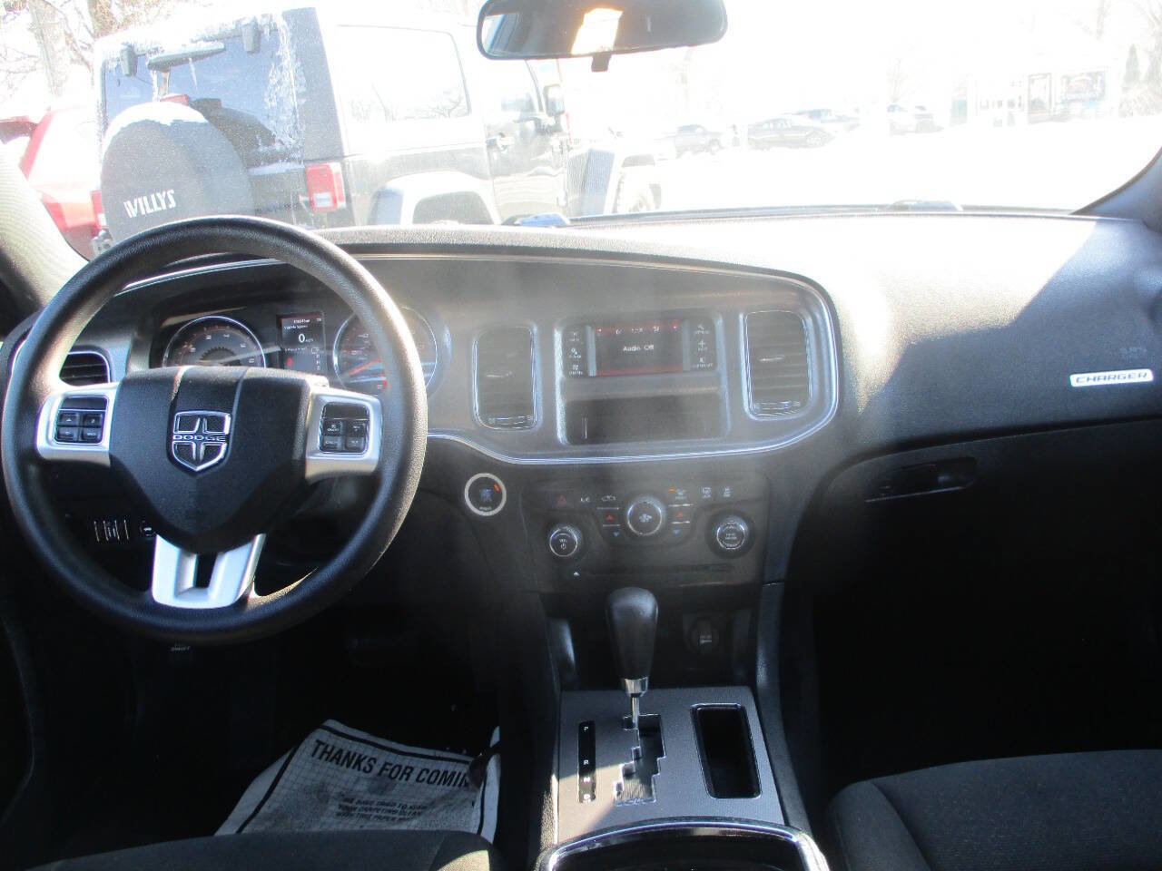 Used 2013 Dodge Charger SE image 9