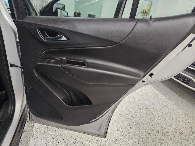 Used 2020 Chevrolet Equinox LT w/ Driver Convenience Package FWD image 29