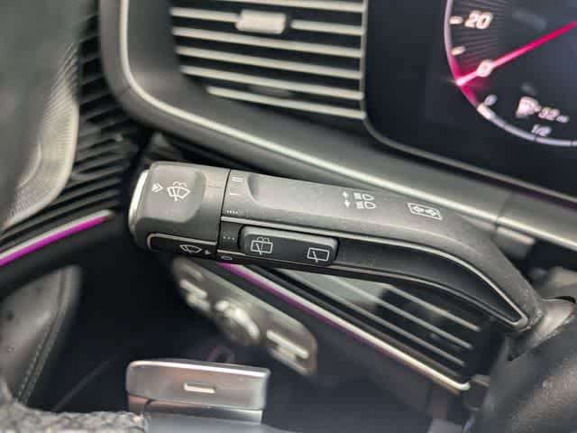 Used 2024 Mercedes-Benz GLS 450 4MATIC image 27