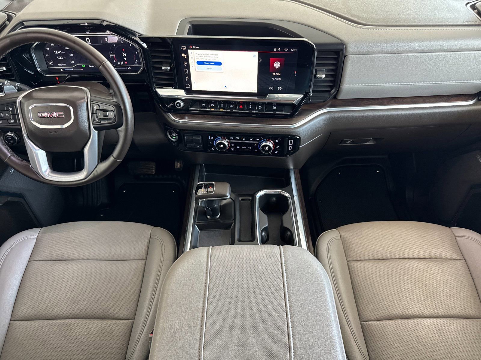 Used 2024 GMC Sierra 1500 SLT w/ SLT Convenience Package image 15