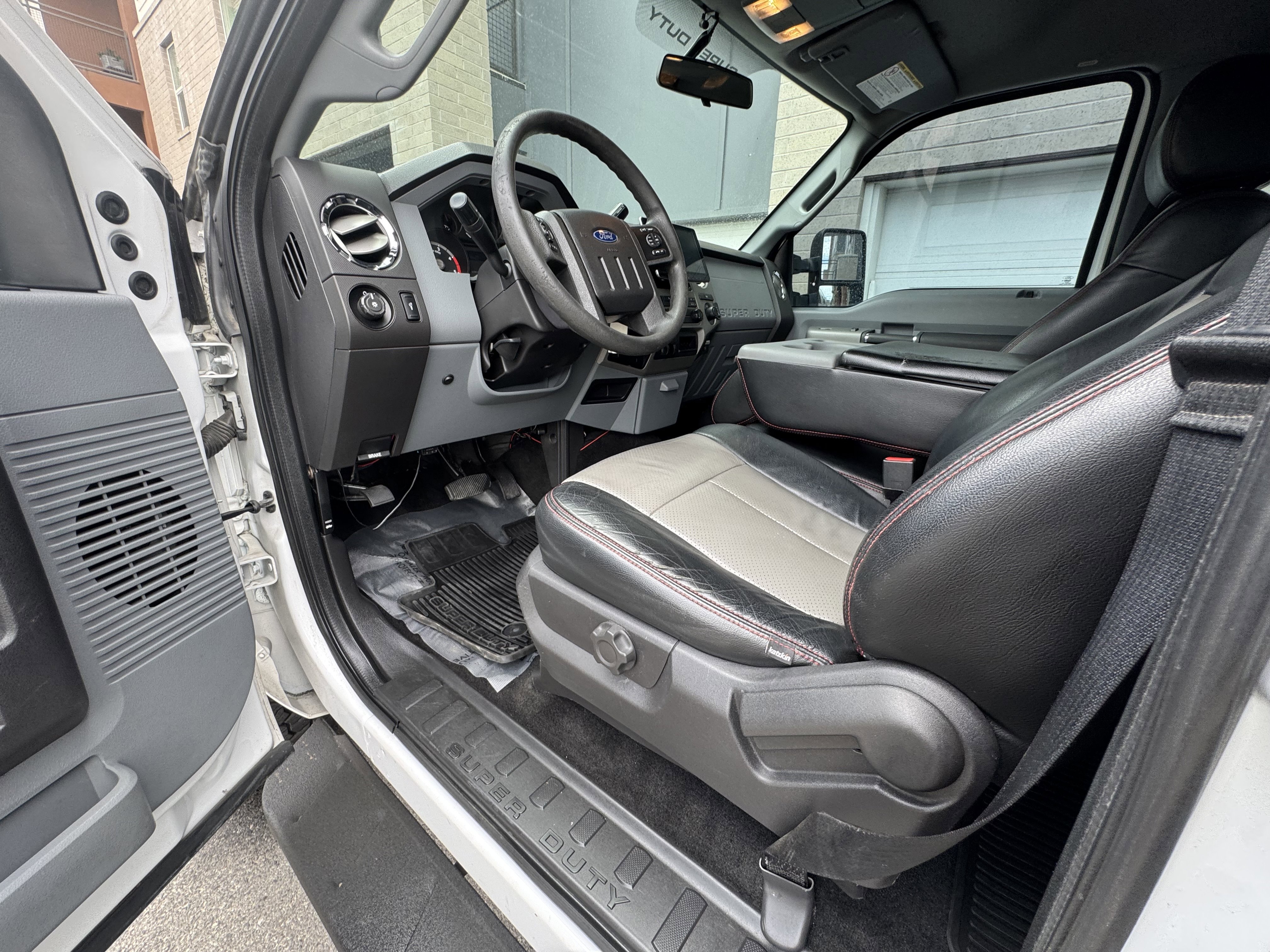Used 2016 Ford F250 XLT image 16