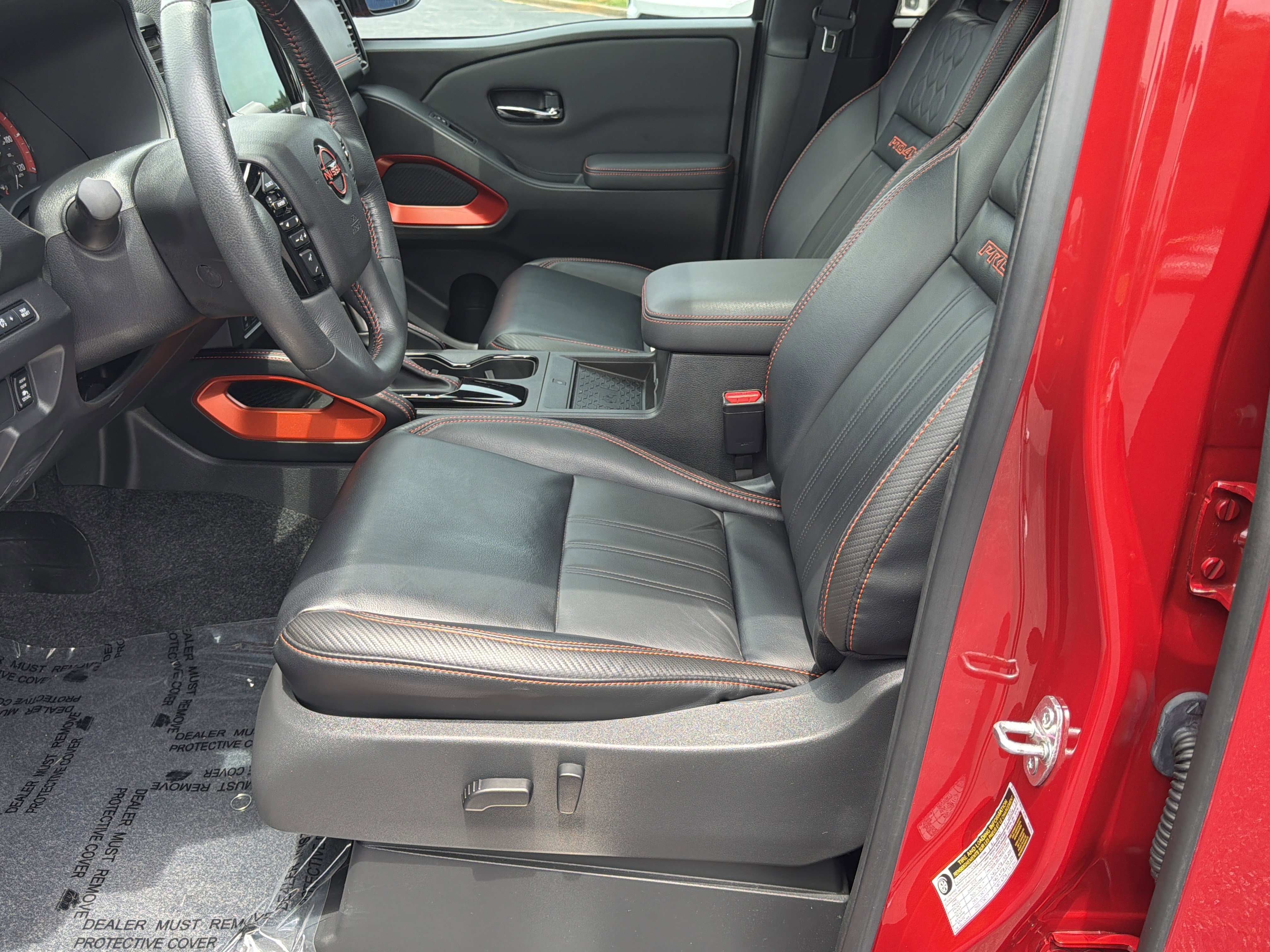 Used 2023 Nissan Frontier PRO-4X w/ Pro-4X Premium Package AWD/4WD image 9
