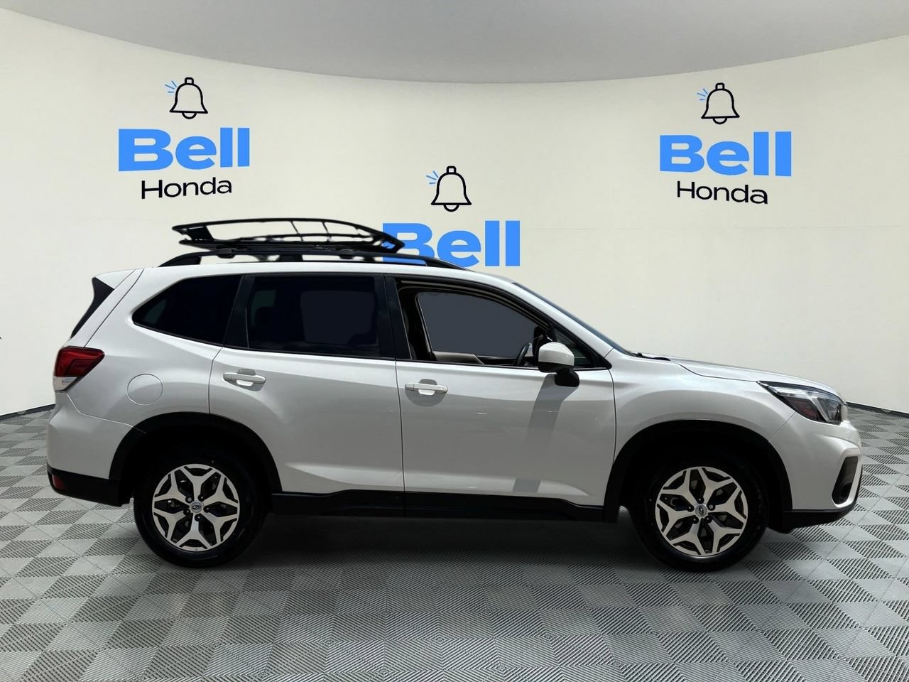 Used 2021 Subaru Forester Premium AWD/4WD image 5