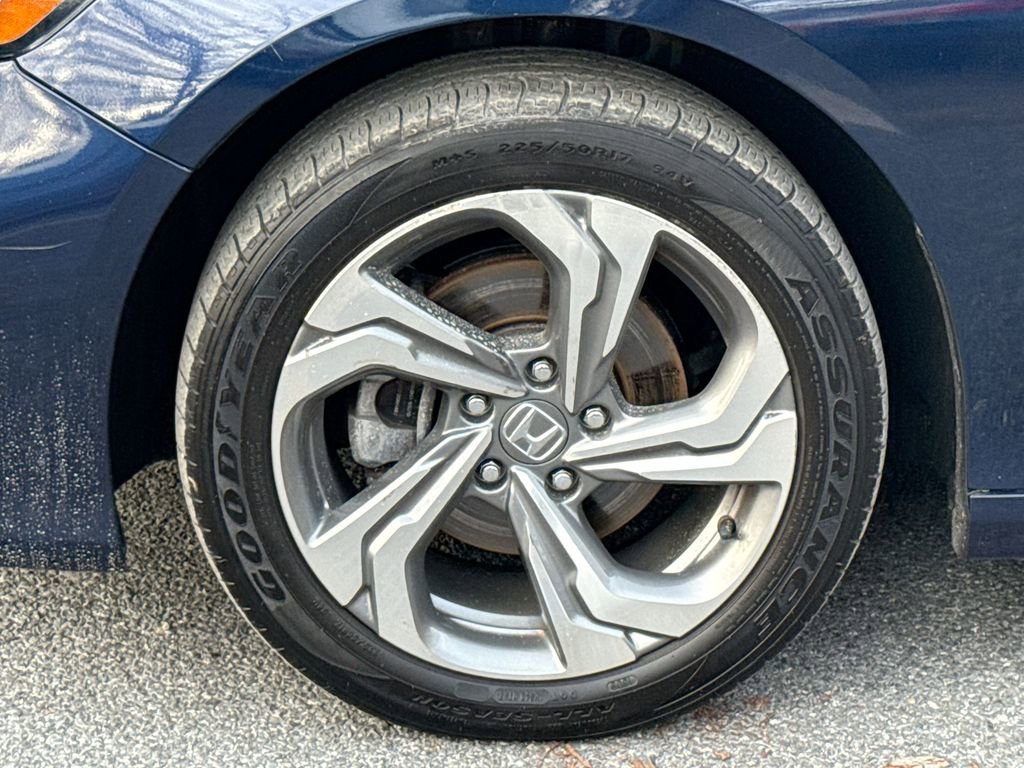 Used 2019 Honda Accord EX image 19