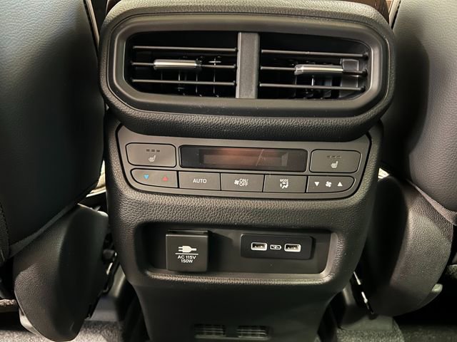 New 2025 Honda Pilot Elite image 33