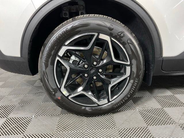 New 2026 Ford Escape Platinum w/ Premium Technology Package image 10