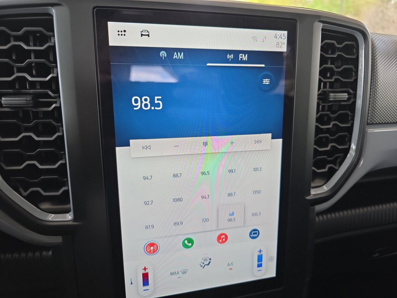 Used 2024 Ford Ranger XL image 11