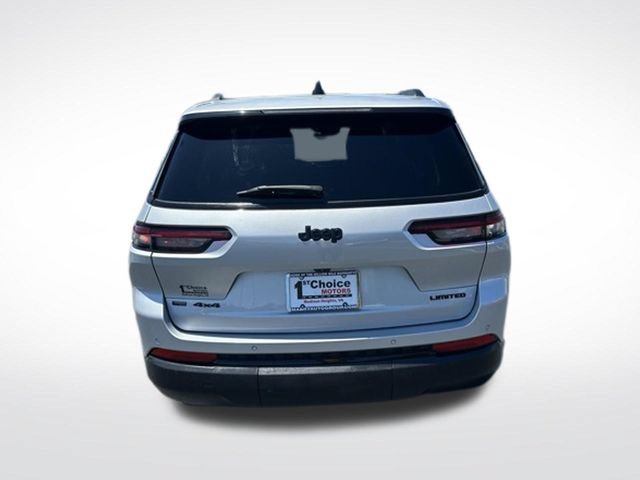 Used 2023 Jeep Grand Cherokee L Limited w/ Black Appearance Package AWD/4WD image 4