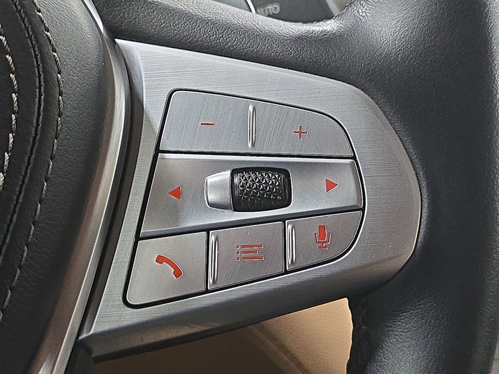 Certified 2022 BMW 740i w/ Premium Package RWD image 13