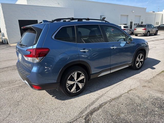 Used 2019 Subaru Forester Touring AWD/4WD image 6