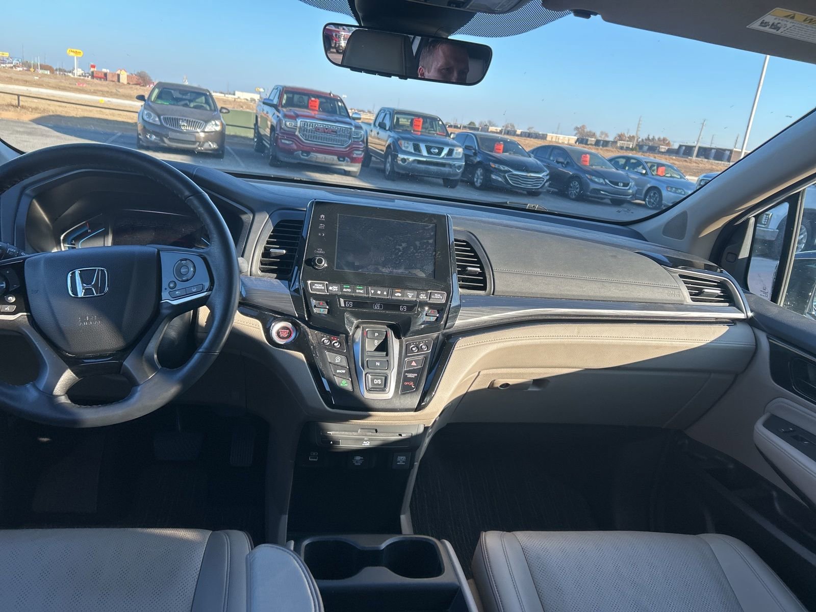 Used 2023 Honda Odyssey Elite image 11