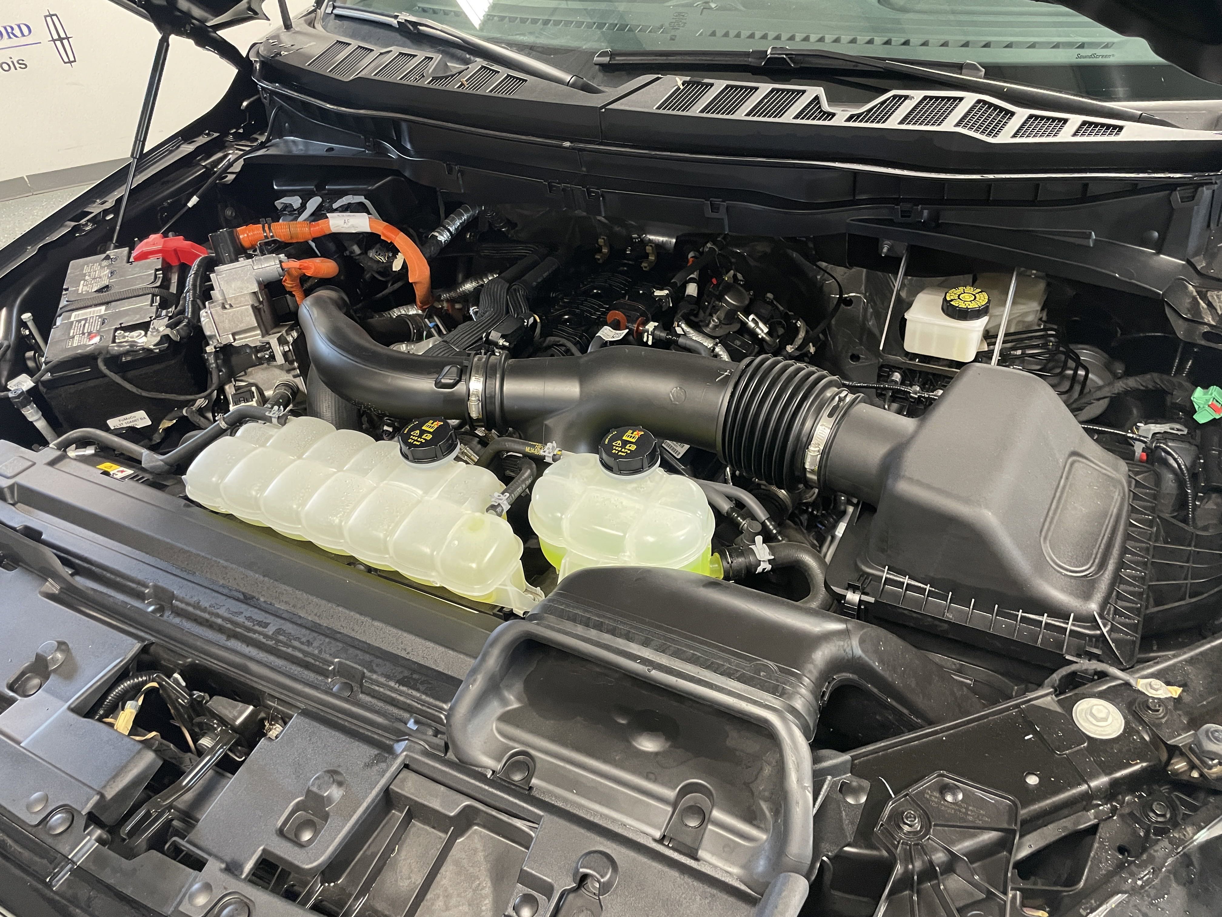 Used 2024 Ford F150 Platinum image 36