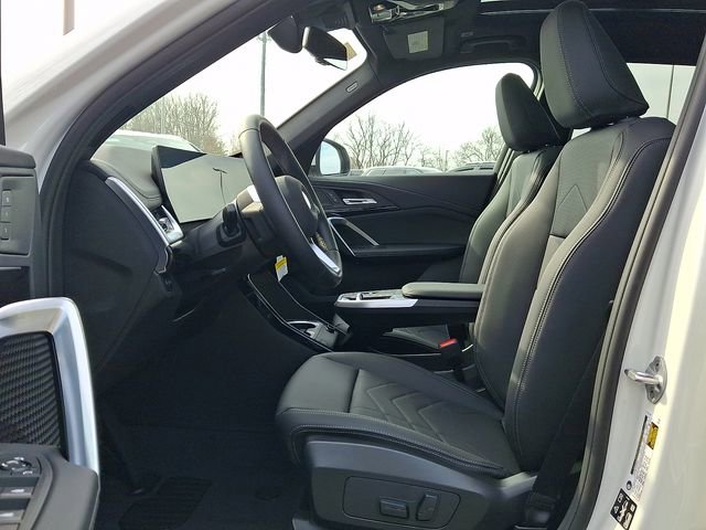 New 2026 BMW X1 xDrive28i w/ Convenience Package image 12