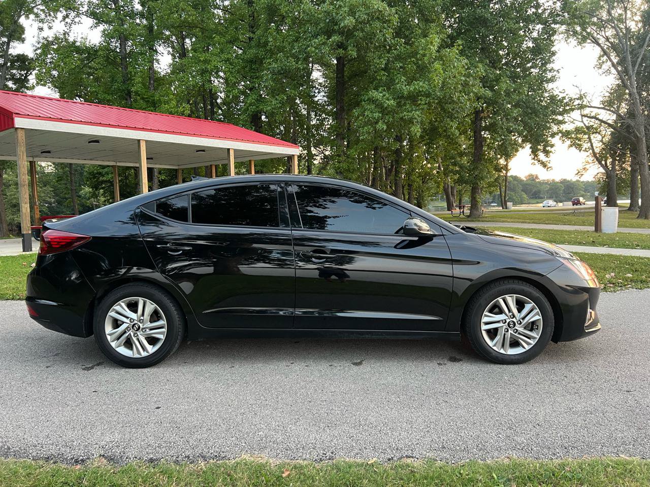 Used 2019 Hyundai Elantra SEL FWD image 5