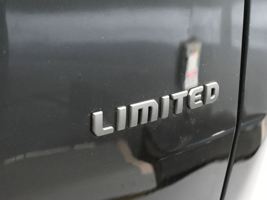 New 2026 Jeep Cherokee Limited image 32