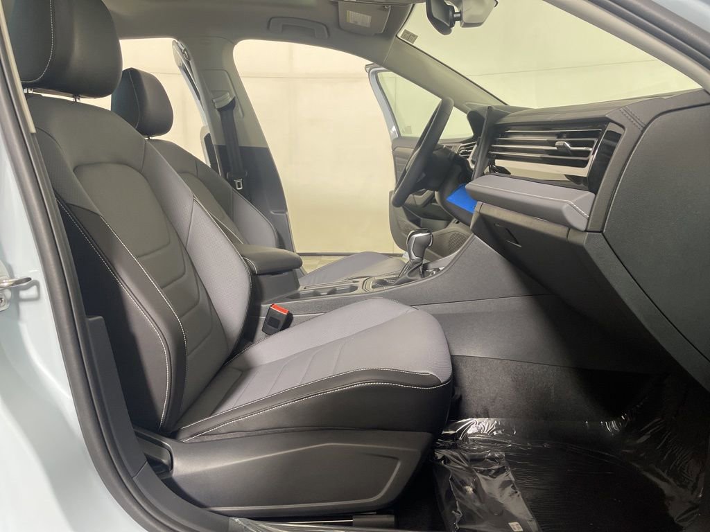 New 2026 Volkswagen Jetta SEL FWD image 23