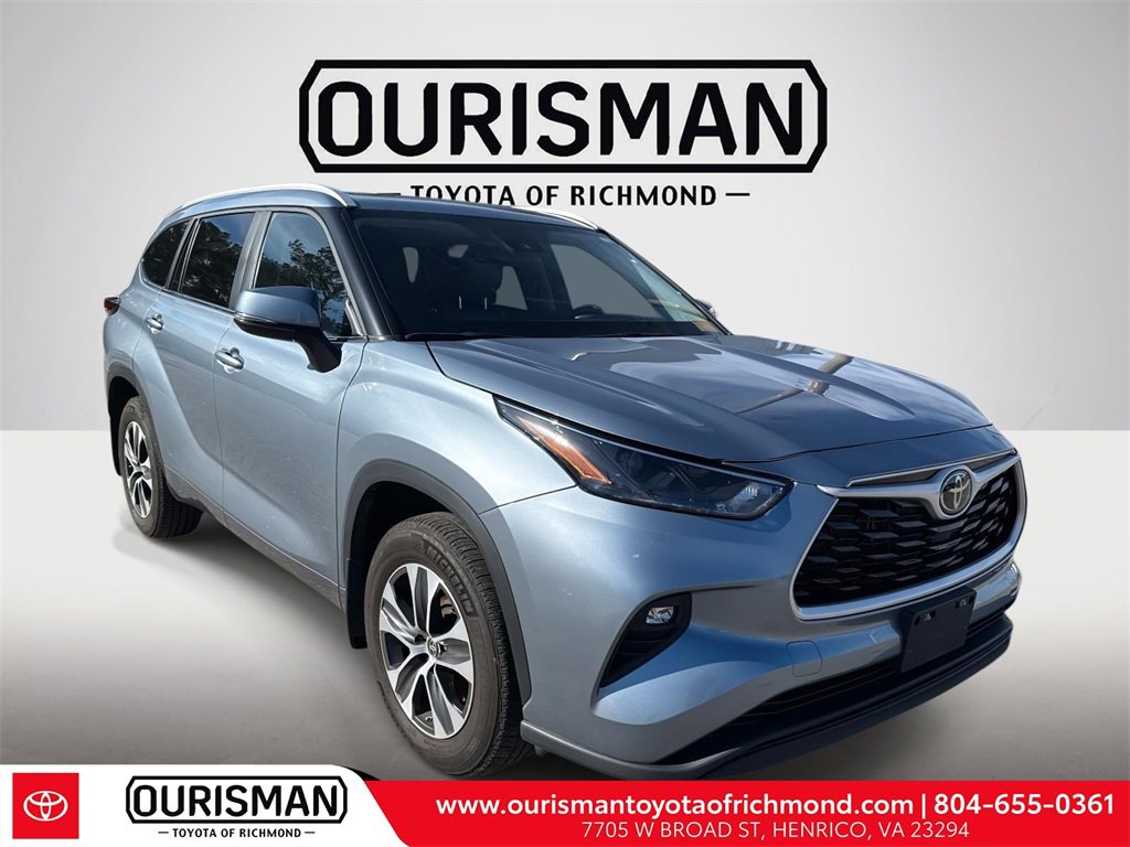 Certified 2024 Toyota Highlander XLE image 1