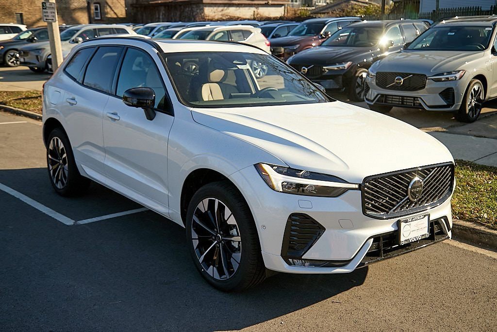 New 2026 Volvo XC60 B5 Plus w/ Protection Package Premier image 3
