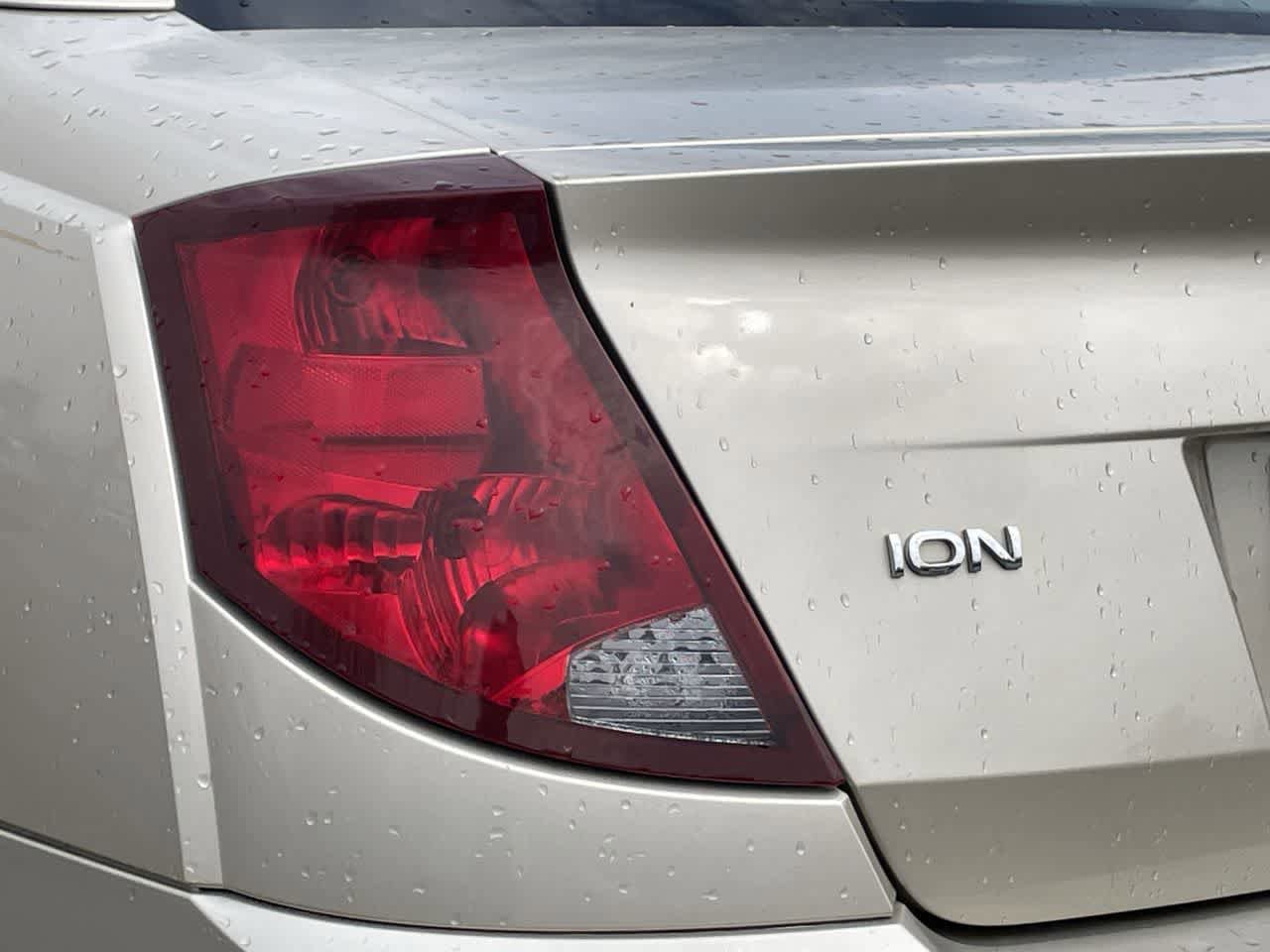 Used 2005 Saturn ION Level 2 w/ Power Pkg FWD image 31