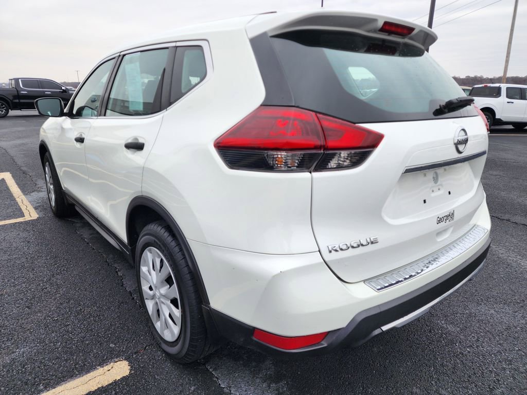 Used 2018 Nissan Rogue S image 6