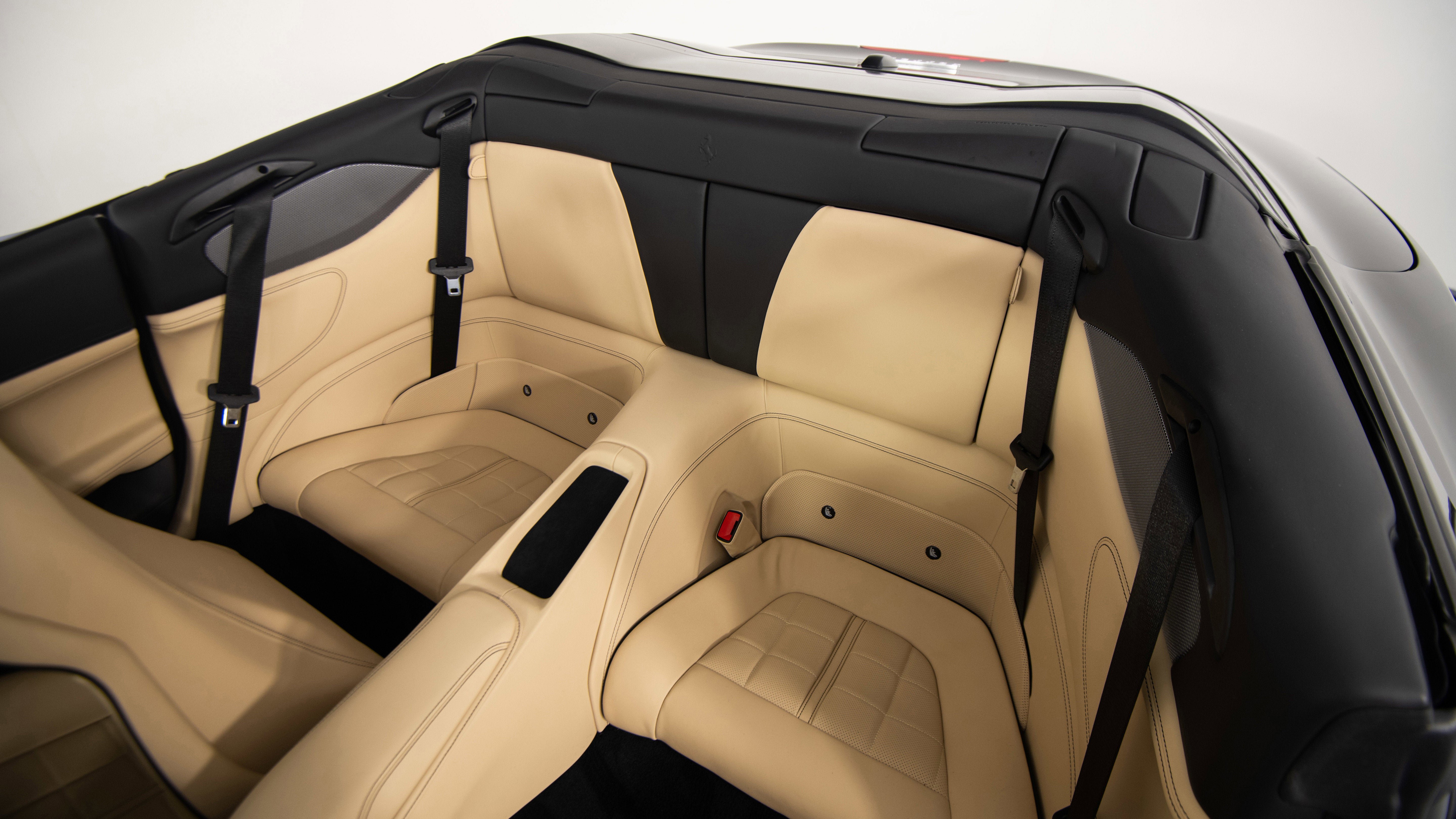 Certified 2022 Ferrari Portofino M image 54