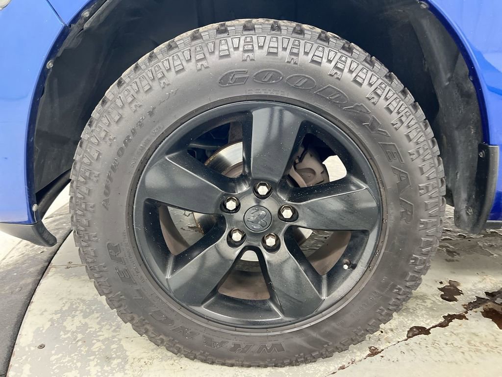 Used 2017 RAM 1500 Express w/ Express Value Package RWD image 25