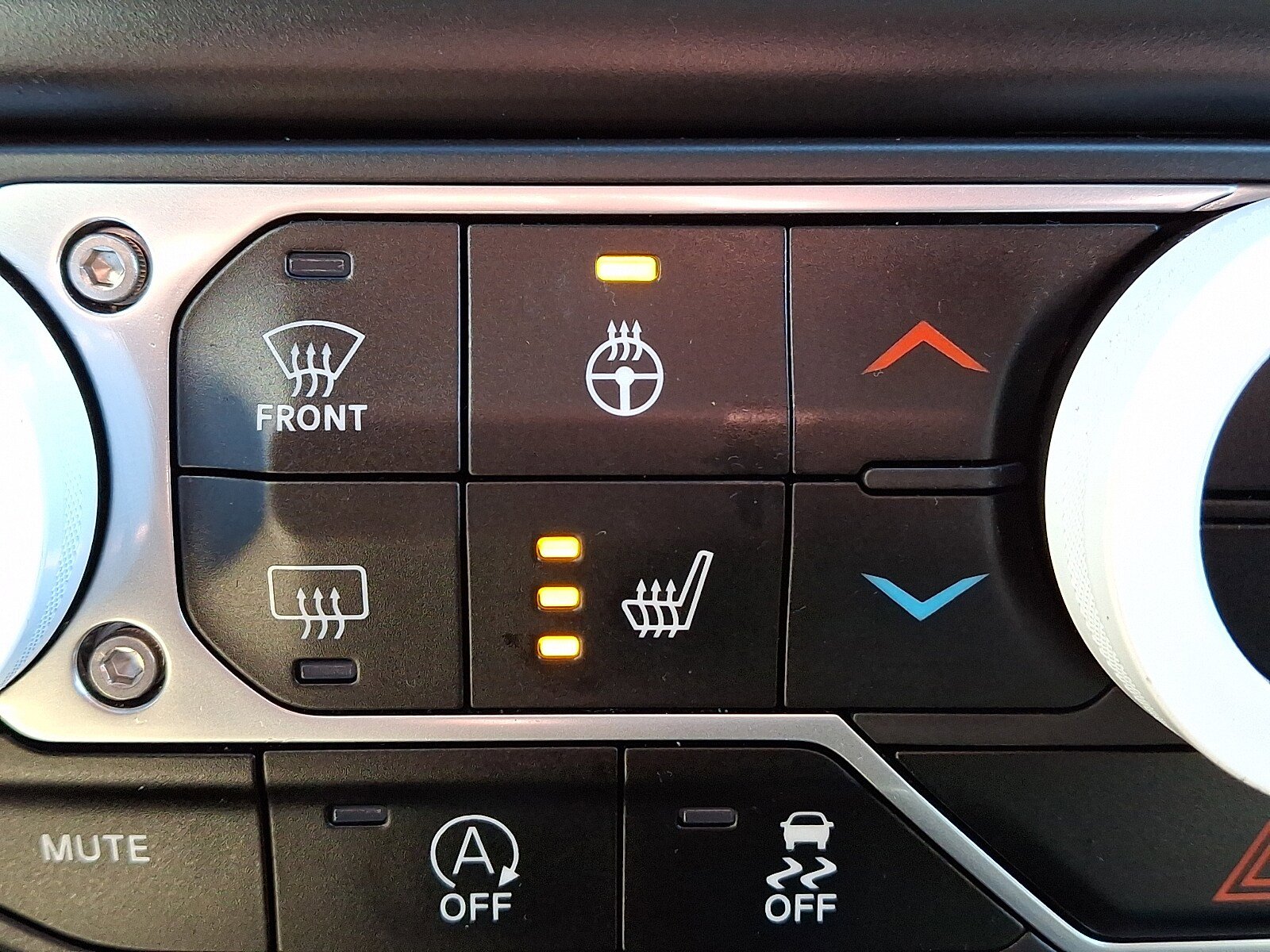 Used 2021 Jeep Wrangler Islander image 24