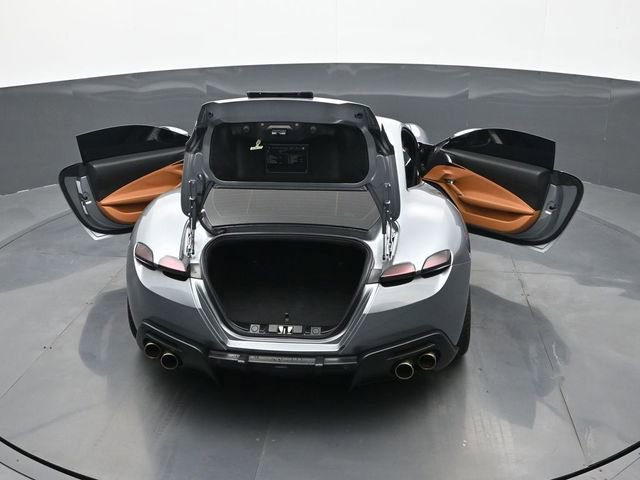 Used 2021 Ferrari Roma RWD image 21