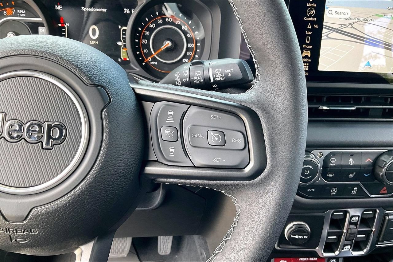 New 2026 Jeep Wrangler Unlimited Rubicon AWD/4WD image 24