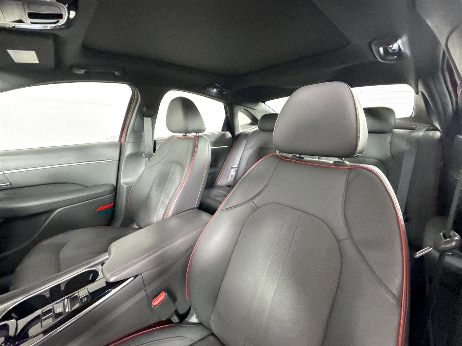 Used 2022 Hyundai Sonata SEL Plus image 3