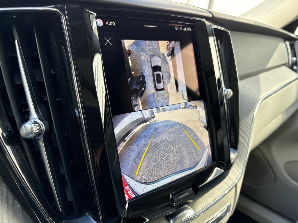 Used 2024 Volvo XC60 B5 Plus w/ Protection Package Premier AWD/4WD image 19