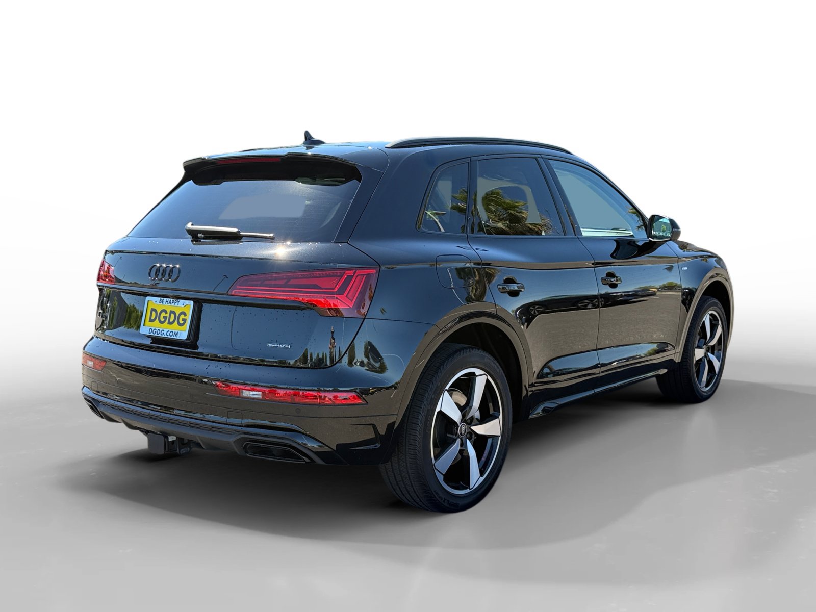 Used 2023 Audi Q5 2.0T Premium Plus w/ Premium Plus Package AWD/4WD image 5