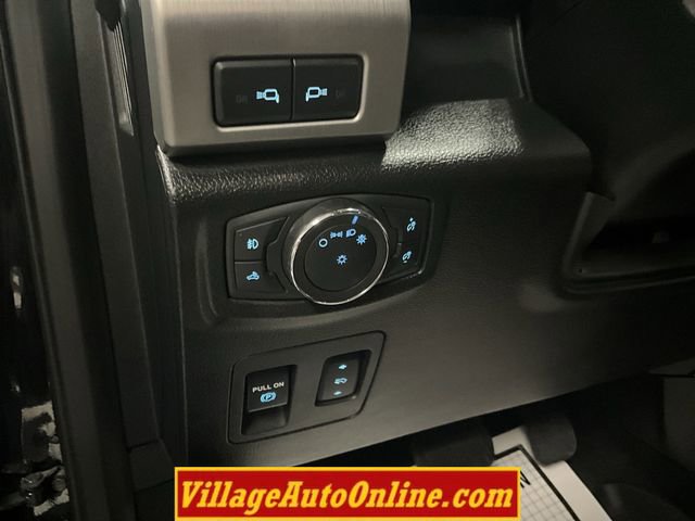 Used 2019 Ford F150 Platinum w/ Equipment Group 701A Luxury image 19