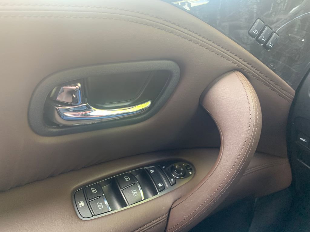 Used 2024 Nissan Armada Platinum w/ Captain's Chairs Package image 29