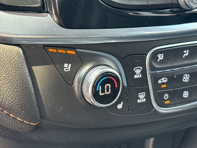 Used 2020 Chevrolet Traverse Premier w/ LPO, Blackout Package AWD/4WD image 26