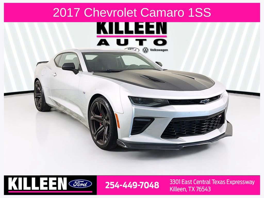Used 2017 Chevrolet Camaro SS image 1
