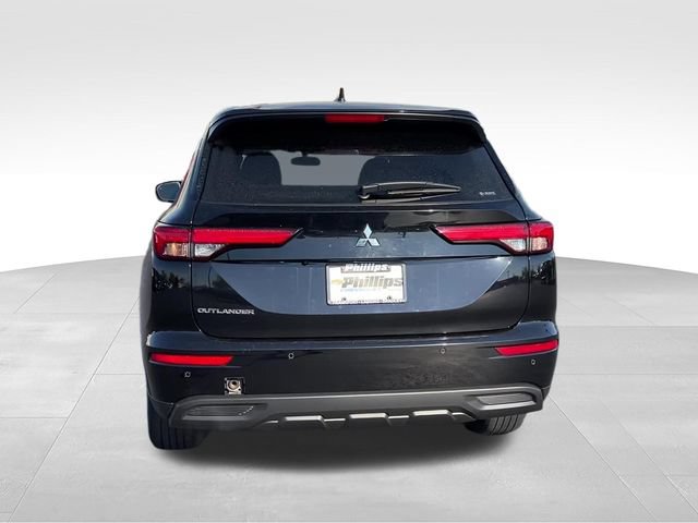Used 2024 Mitsubishi Outlander ES AWD/4WD image 5