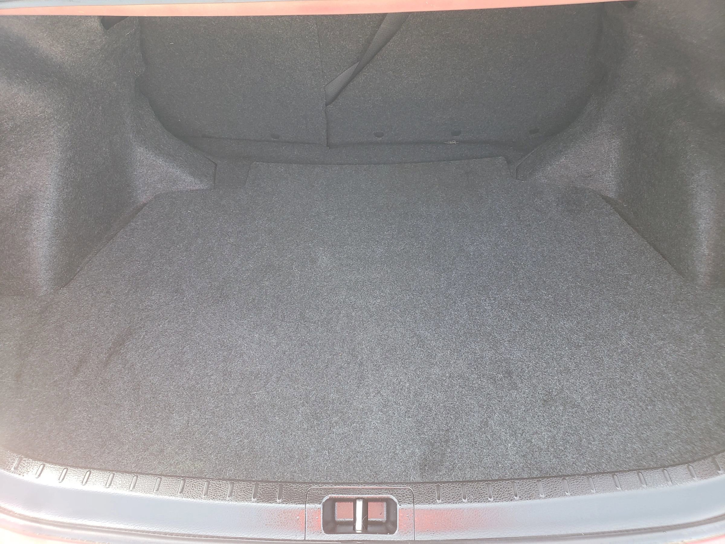 Used 2018 Toyota Corolla SE FWD image 14