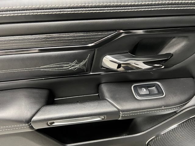 Used 2022 RAM 1500 Limited w/ Body-Colour Bumper Group AWD/4WD image 43