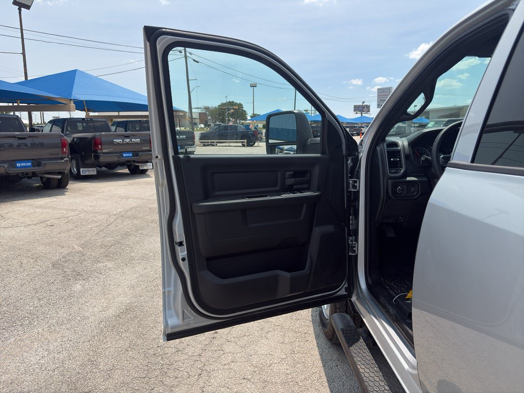 New 2026 RAM 2500 Tradesman AWD/4WD image 10