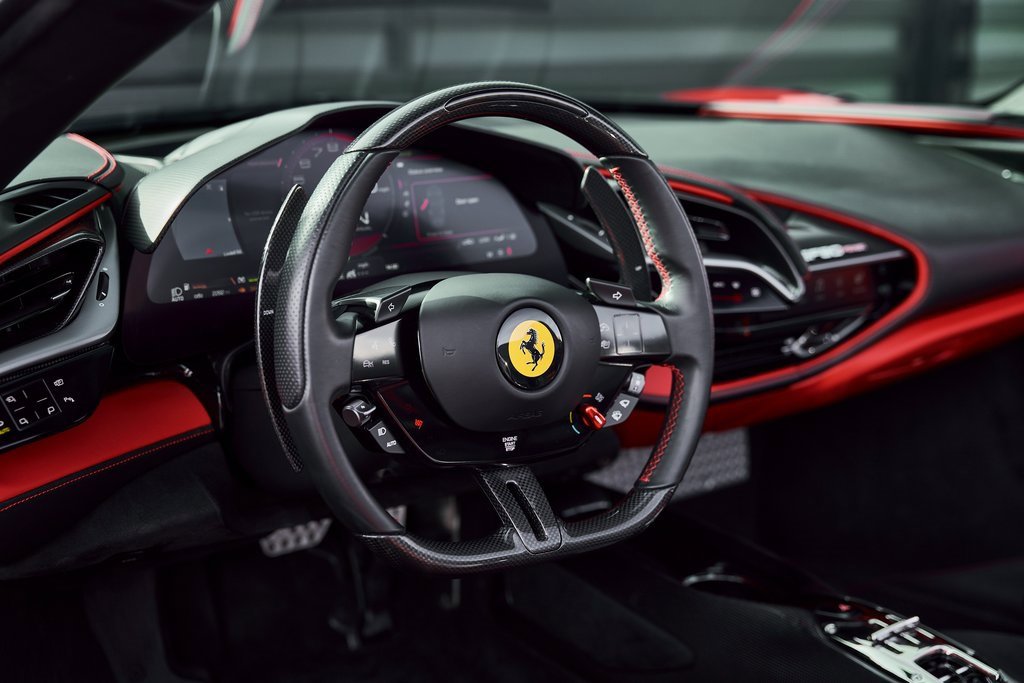 Used 2022 Ferrari SF90 Spider image 45