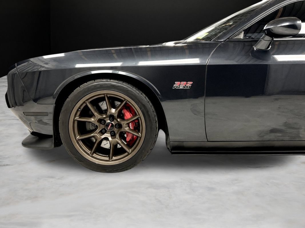 Used 2017 Dodge Challenger SRT w/ Technology Group RWD image 10