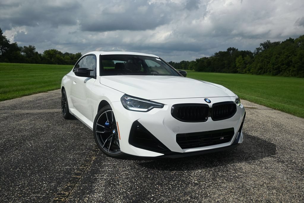 Used 2026 BMW M240i xDrive Coupe AWD/4WD image 3