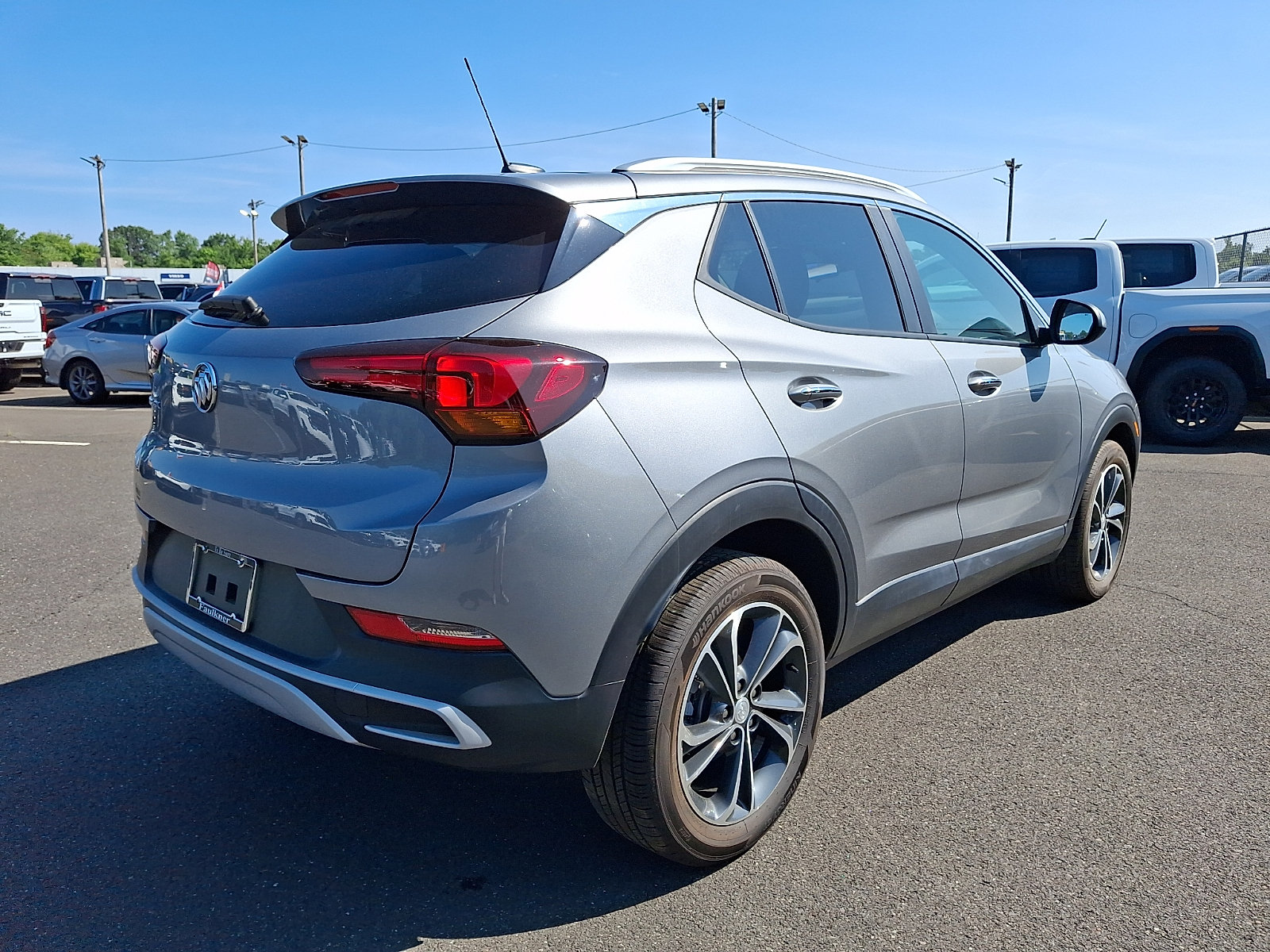 Used 2023 Buick Encore GX Select w/ Safety Package II FWD image 6
