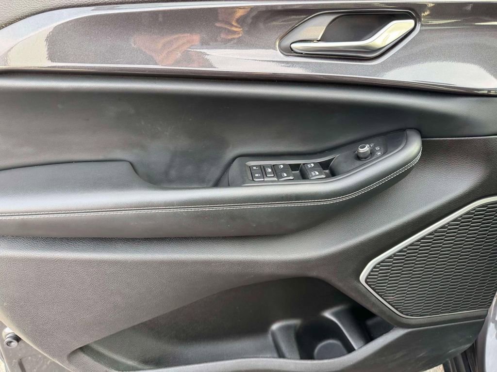 Used 2022 Jeep Grand Cherokee Altitude image 17