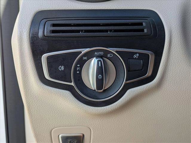 Used 2018 Mercedes-Benz GLC 300 image 14