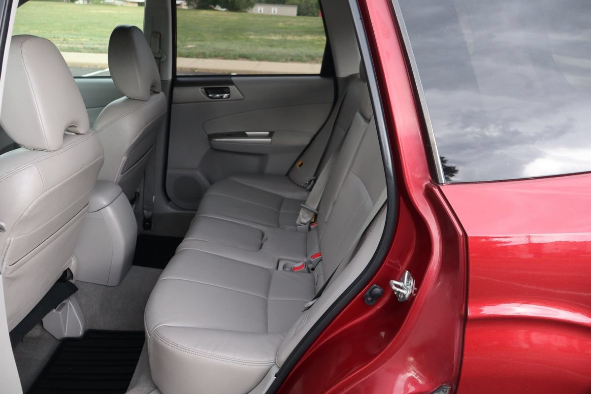 Used 2010 Subaru Forester 2.5X Limited w/ Popular Equipment Group 4B AWD/4WD image 20