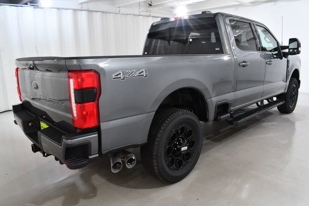New 2026 Ford F350 XLT w/ XLT Premium Package AWD/4WD image 11