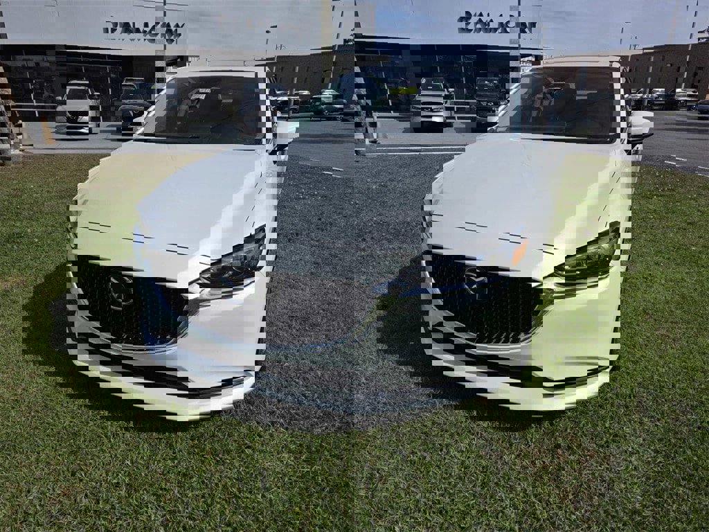 Used 2019 MAZDA MAZDA6 Touring image 2