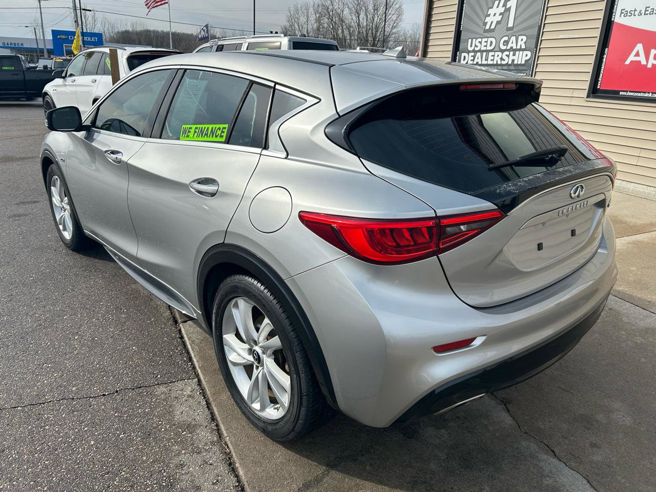 Used 2018 INFINITI QX30 image 7